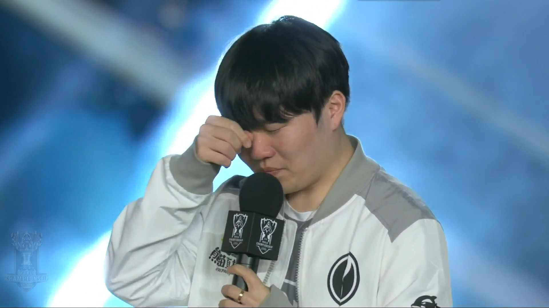 获得了更明 获得了更明