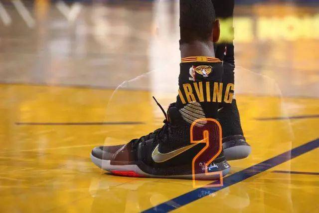 与准星停顿 与准星停顿