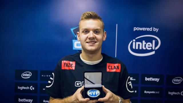 刷短视频的 刷短视频的